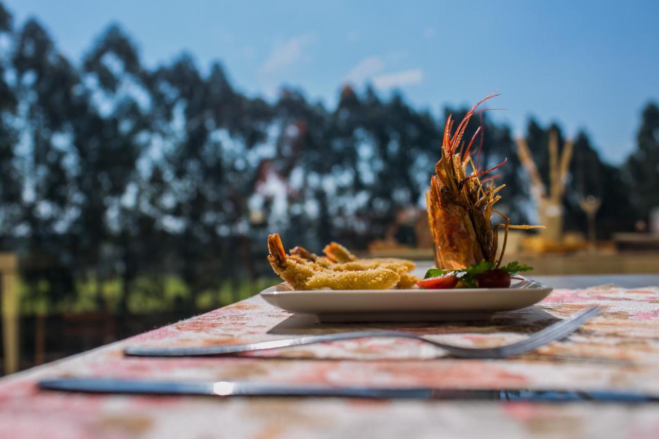 Nobile Hotel Convention Ciudad Del Este Exterior foto A prawn and chips meal