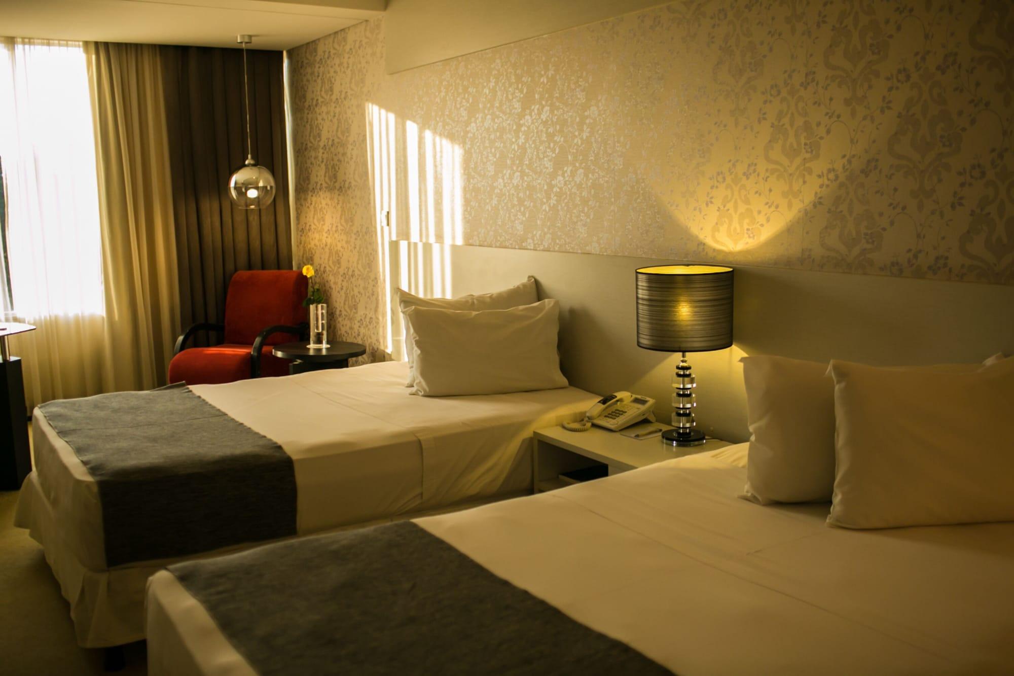 Nobile Hotel Convention Ciudad Del Este Exterior foto A room at the hotel
