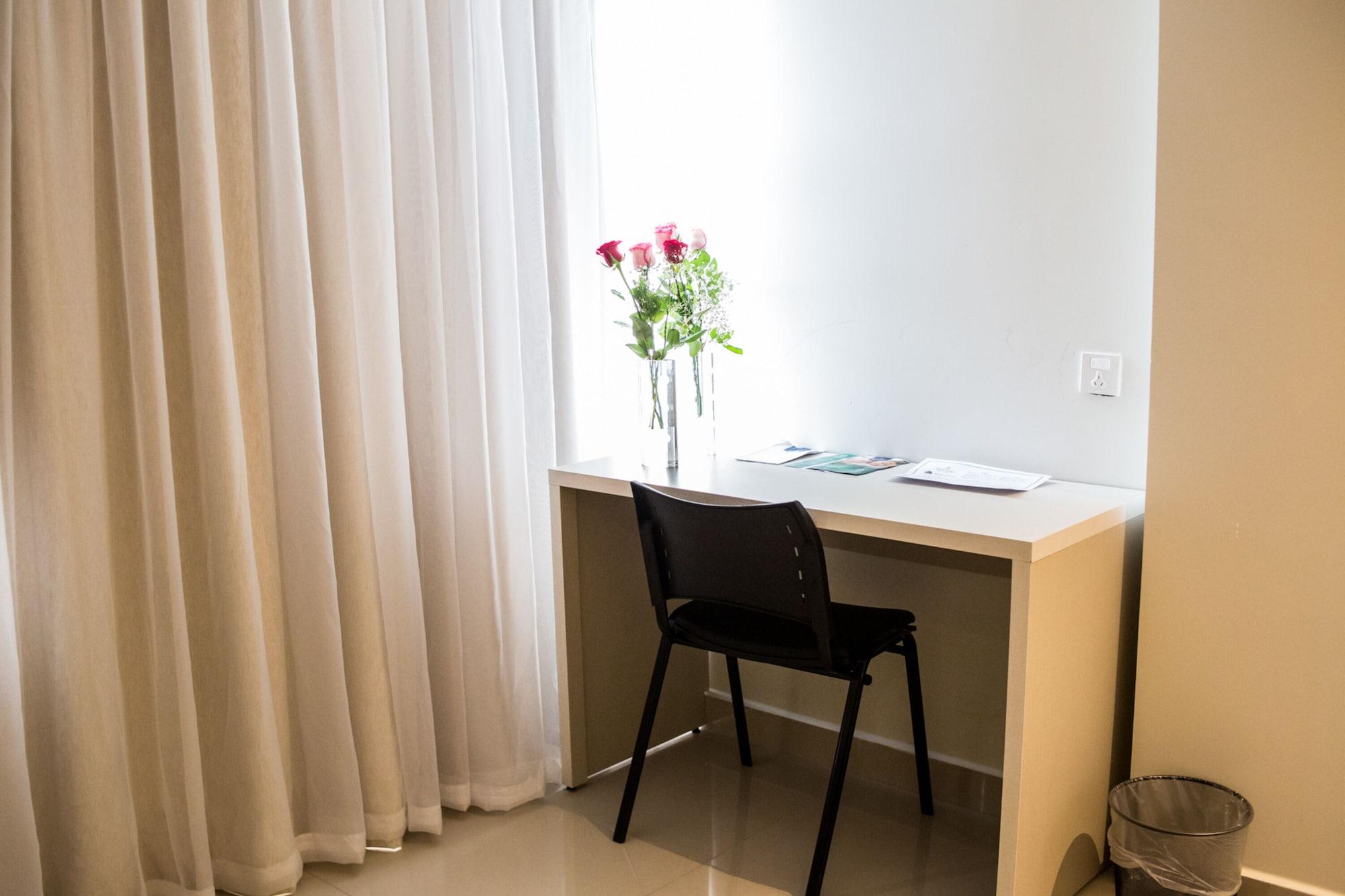 Nobile Hotel Convention Ciudad Del Este Exterior foto A room at the hotel